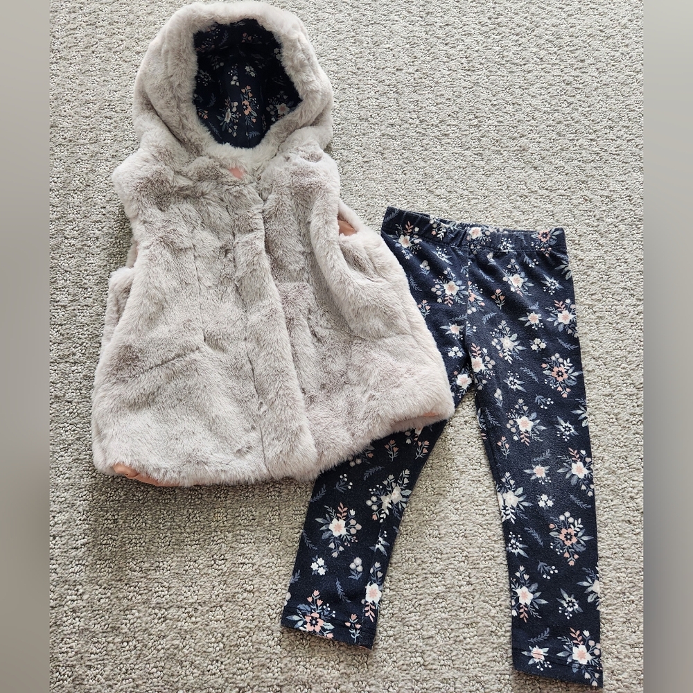 Catherine Malandrino‎ Grey Faux Fur Hooded Floral vest and pants size 18 months